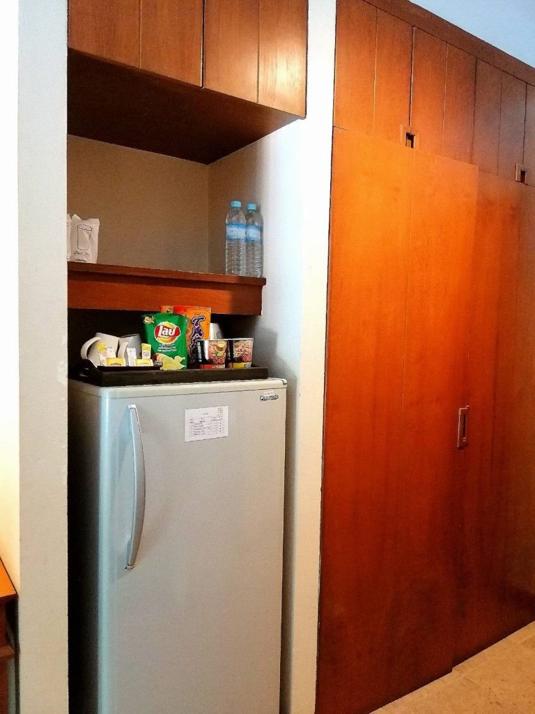 Authong Residence : Standard Room