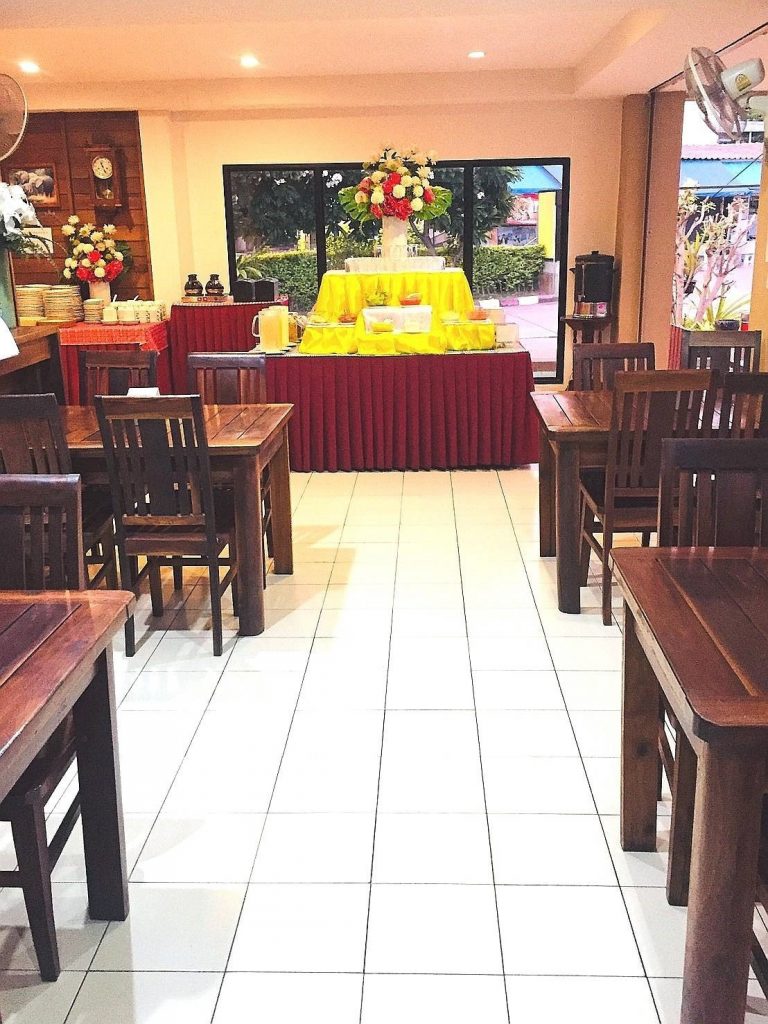 Authong Residence : Restaurant