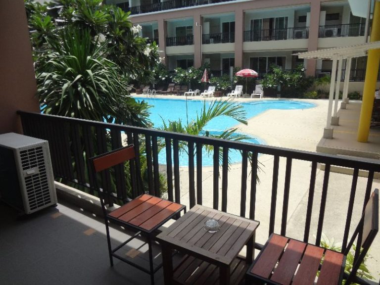 Authong Residence : Swimming Pool